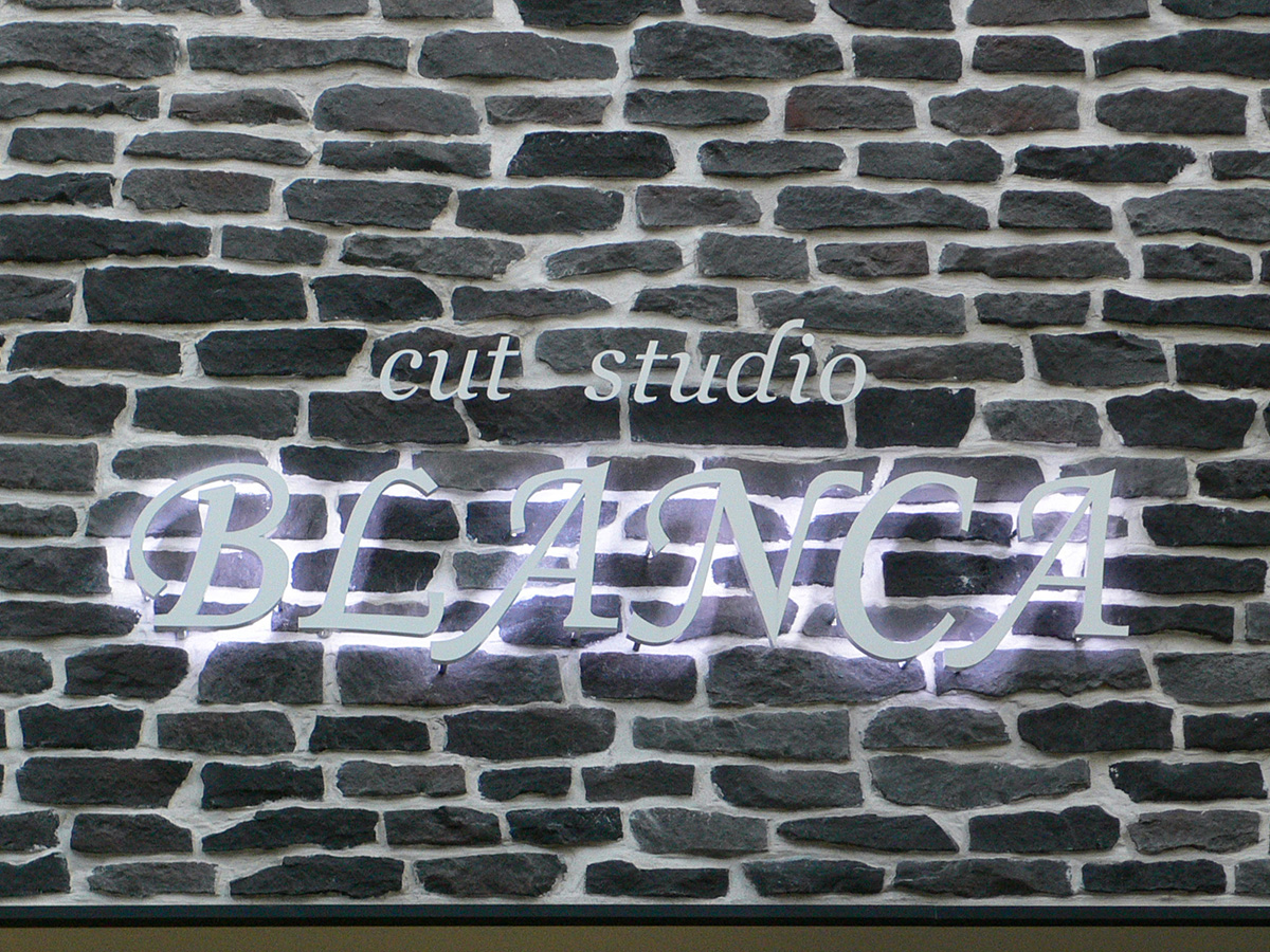 cut studio BLANCA